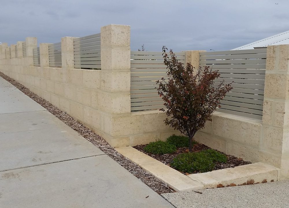 Free-standing wall